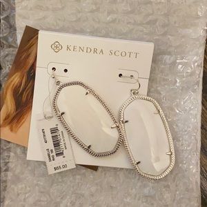 Kendra Scott Danielle Earrings